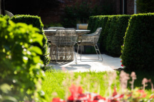 Flagstone Dining Area Boxwoods